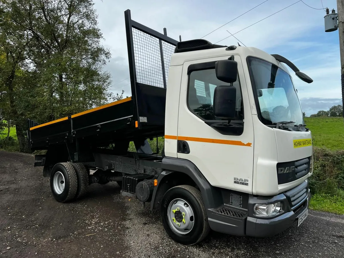 DAF– LF45 7500kg tipping lorry  2013 - Image 1