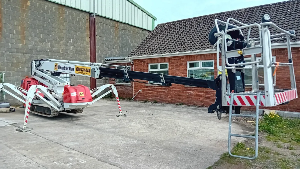 Dinolift 220 XTC - 22 Spider Lift - Image 1