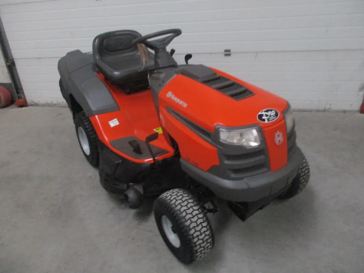 Husqvarna tractor mower TC 138 - Image 1