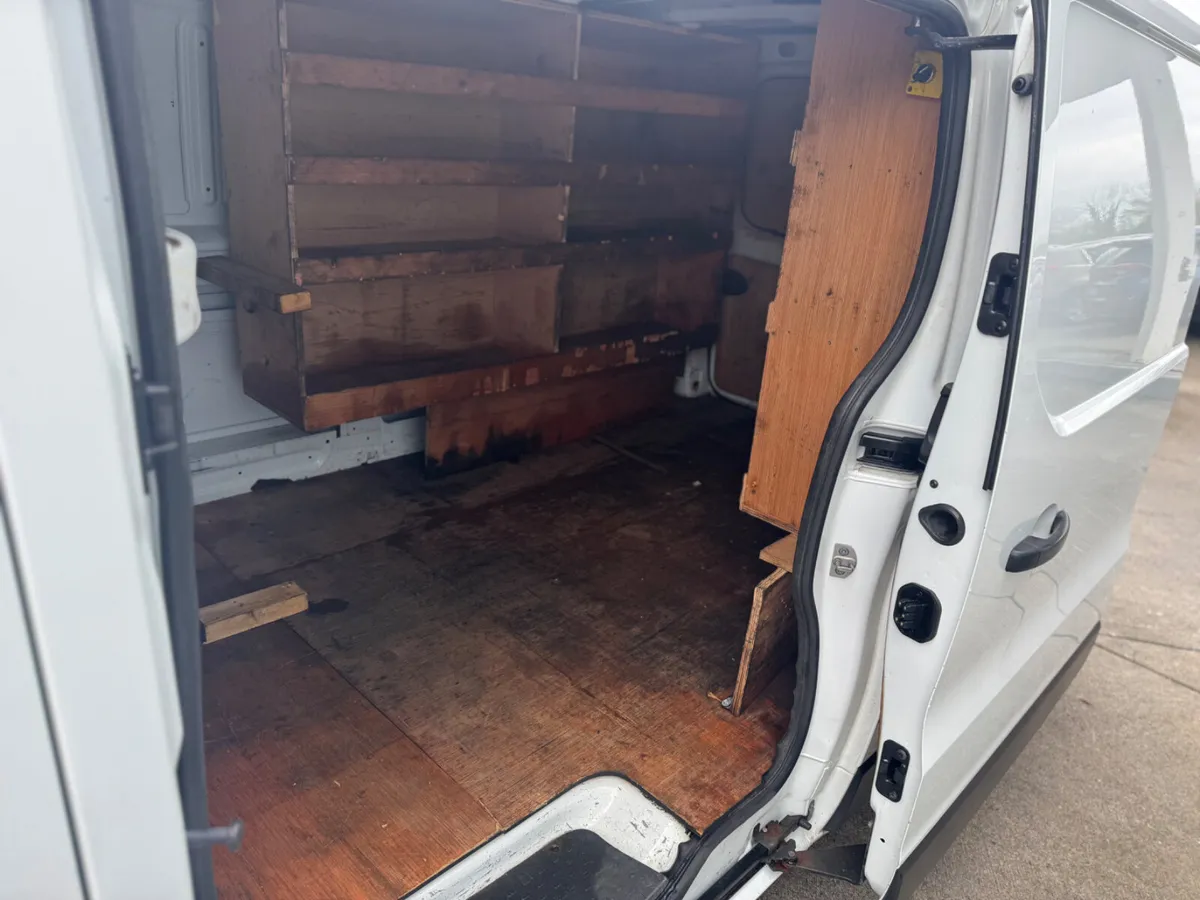 Renault Trafic 2021 - Image 4