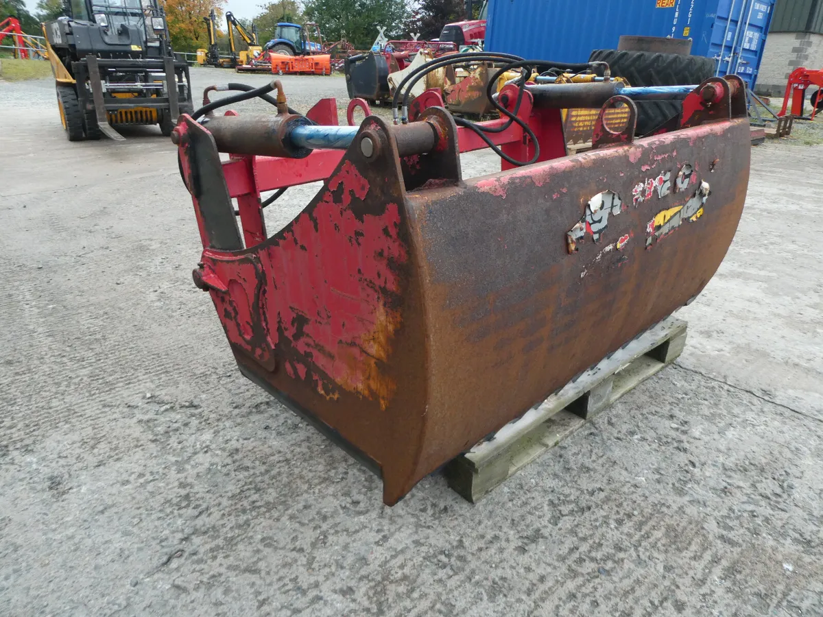 Selection of Used Sheargrabs - Image 2