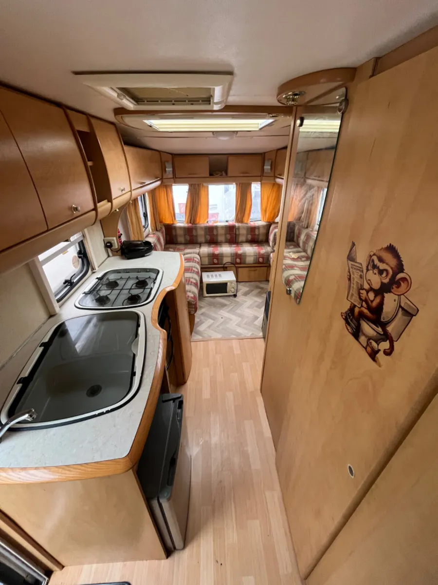 Bailey Pageant 4 Berth Fixed Bed Caravan - Image 4
