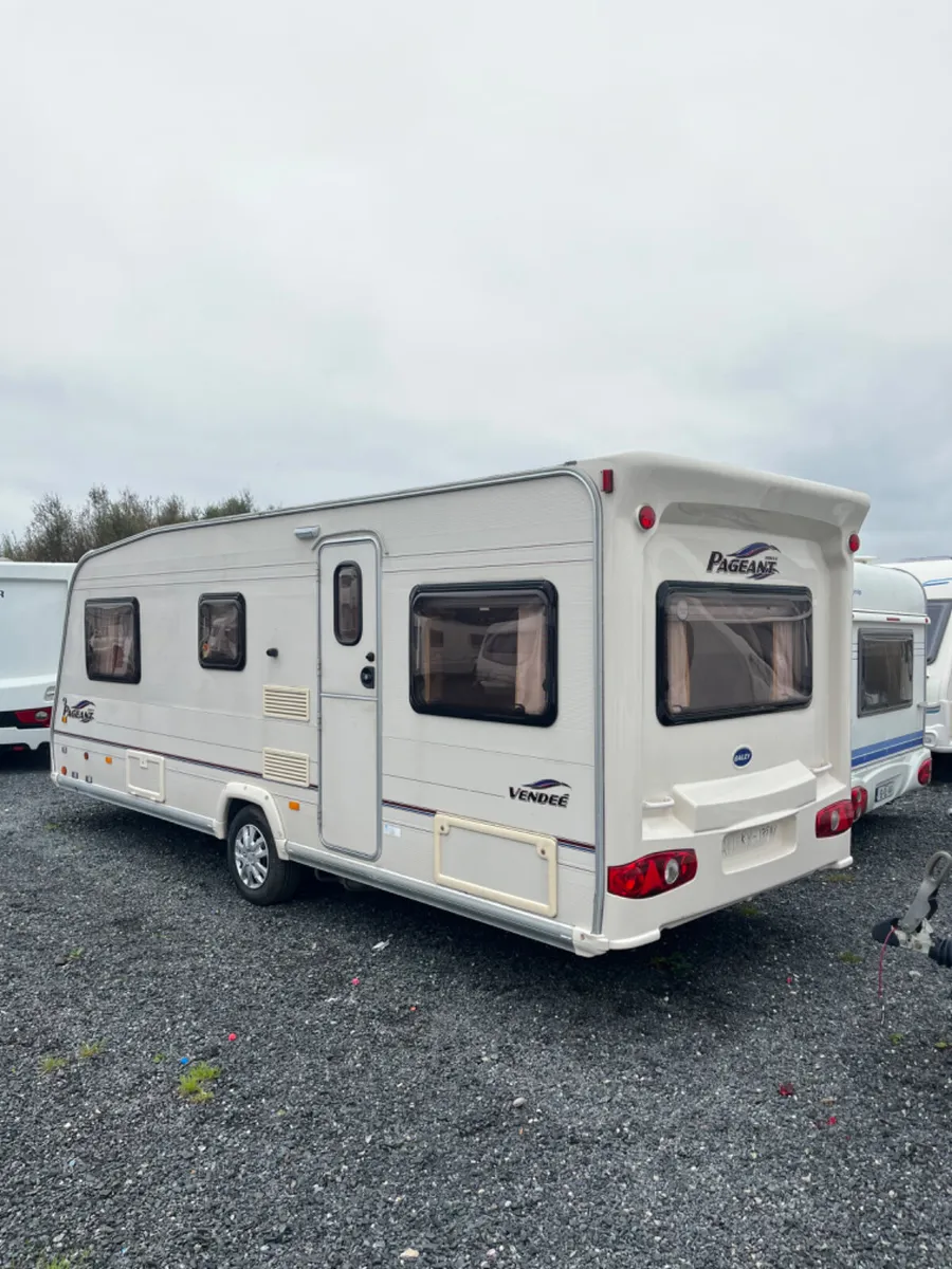 Bailey Pageant 4 Berth Fixed Bed Caravan - Image 1