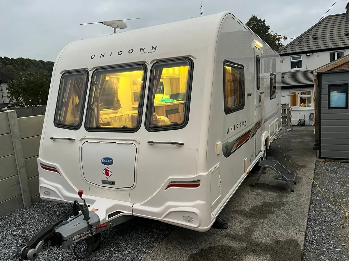 2012 Bailey unicorn - Image 1