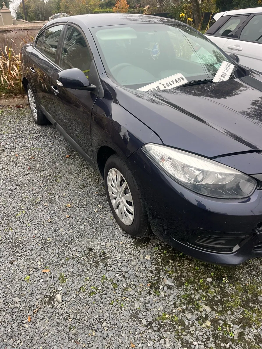 162 Renault Fluence 1.5 DCI Auto - Image 2
