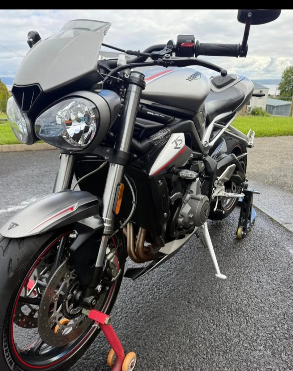 Triumph street triple 765rs - Image 2