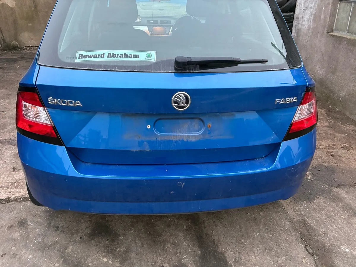 2018 Skoda Fabia 1.0 parts/breaking - Image 2