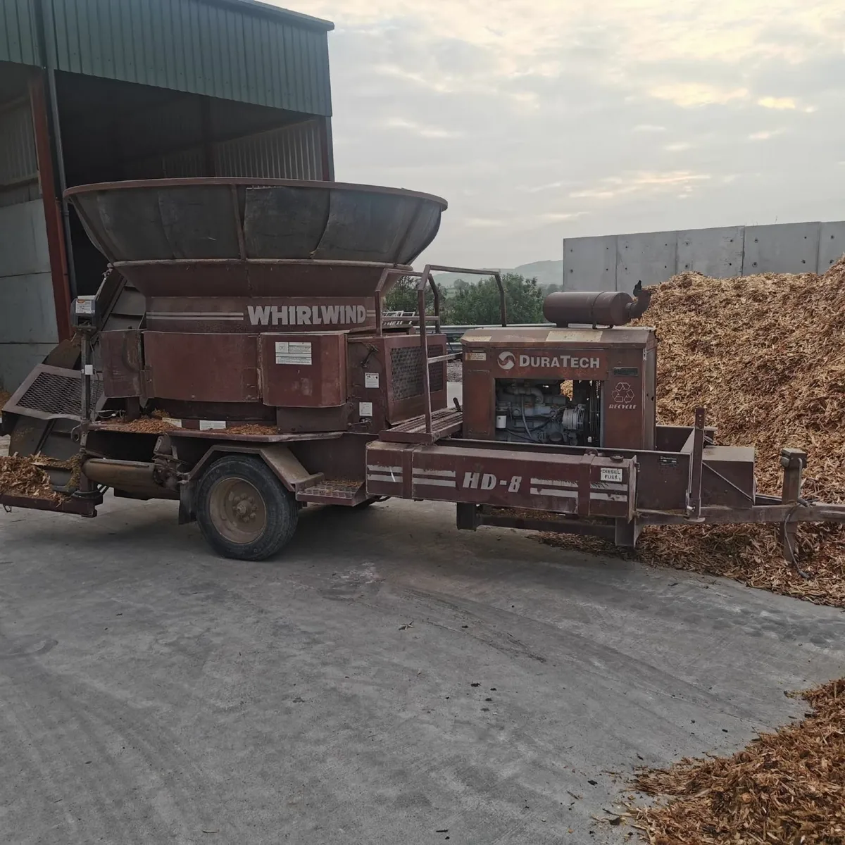 Duratech HD8 Tub grinder/shredder /straw chopper