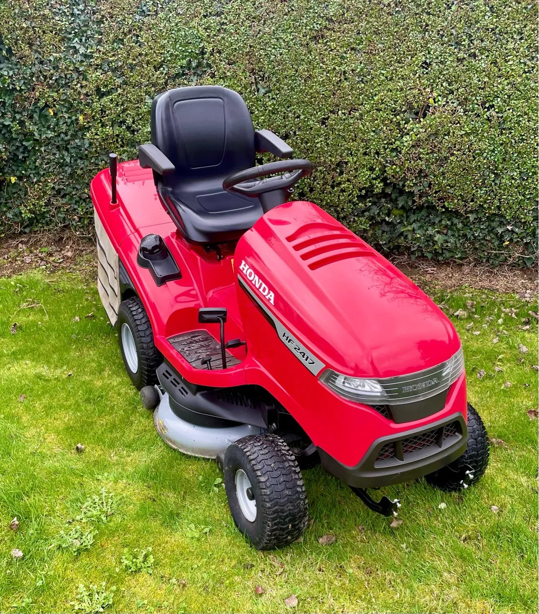 Ride on lawnmower - Image 2