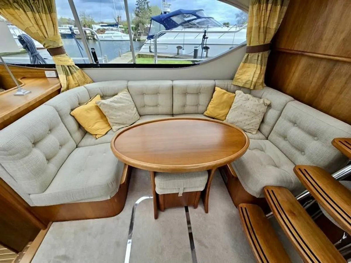 2006/7 Haines 320AC diesel. - Image 4