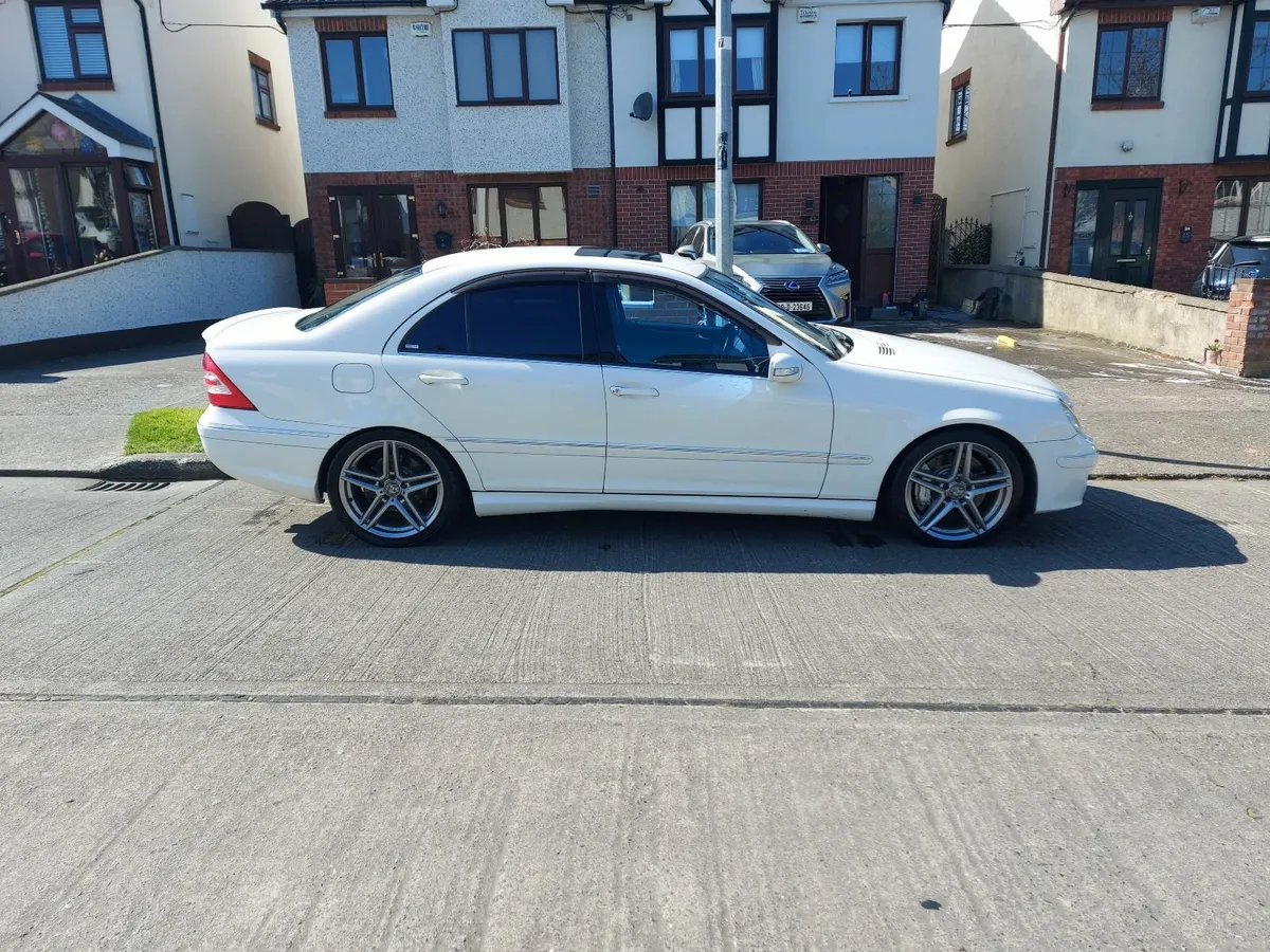 Mercedes C55 AMG - Image 1
