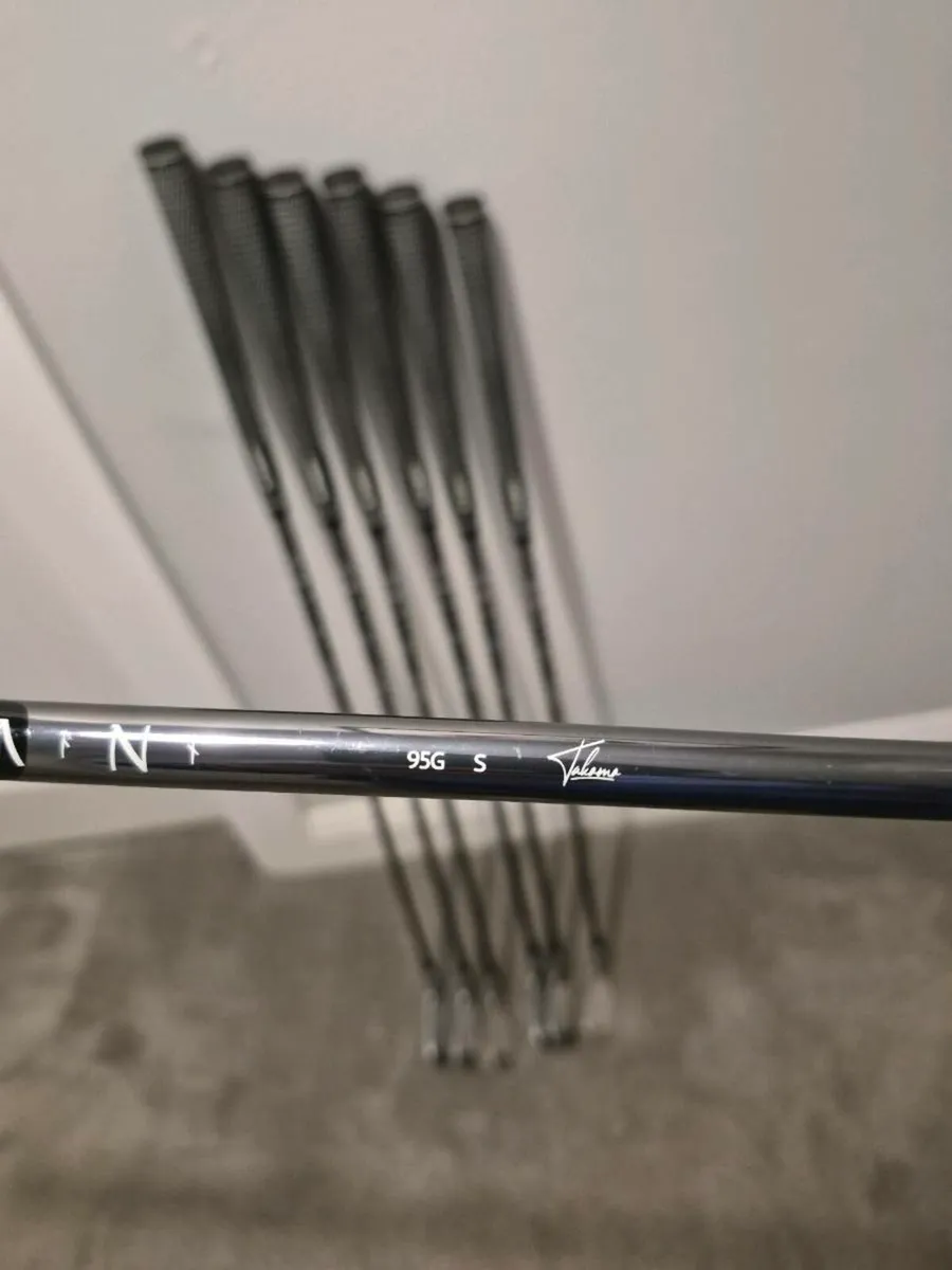 Takomo 4-PW 301 combo irons - Image 3