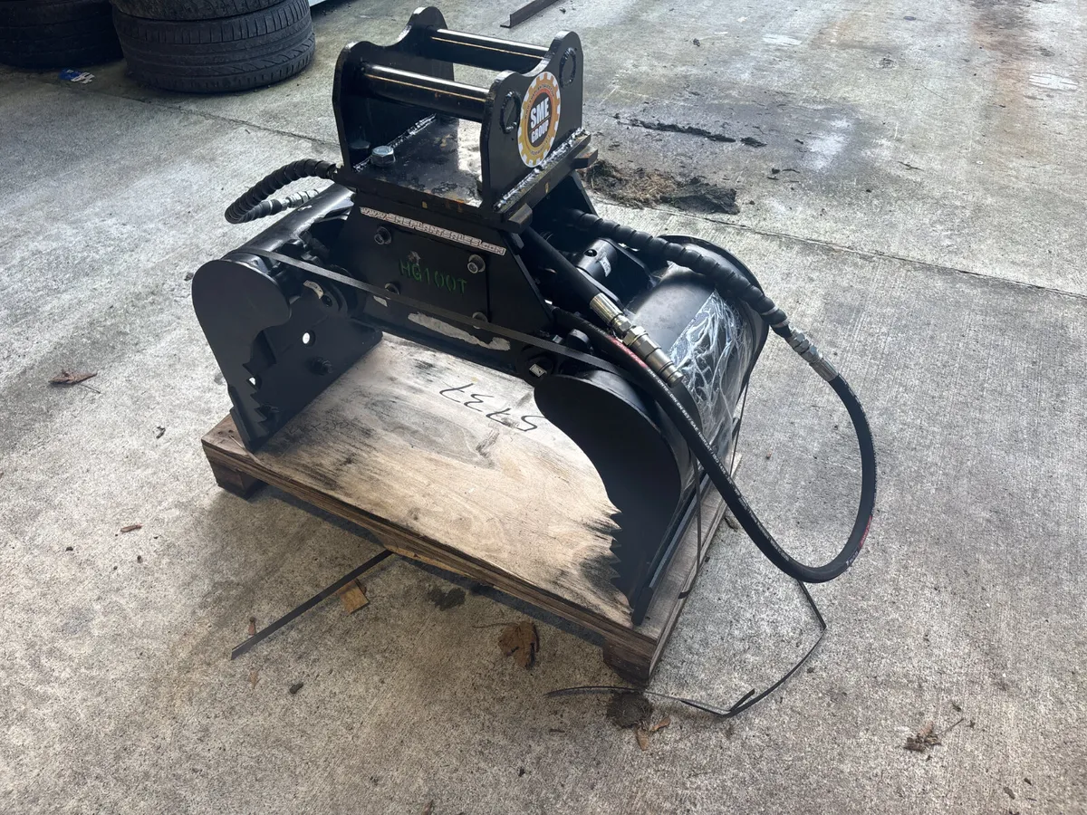 Grab to suit 3t machine - Image 1