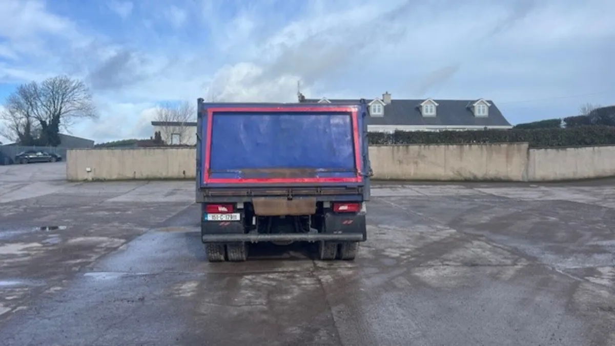 2015 Scania 410 - Image 2