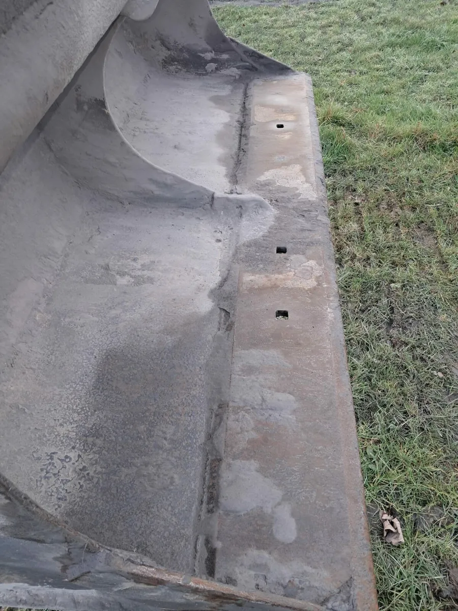 Grader bucket 65mm - Image 4