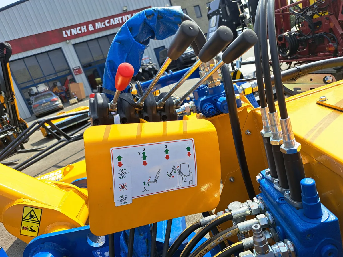 New Bomford Kestral Evo 5 hedgecutter - Image 3