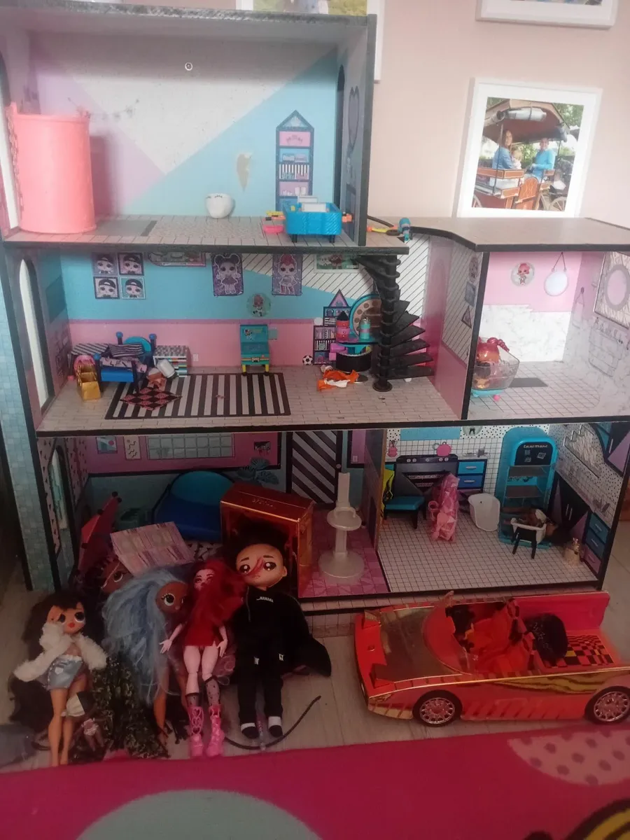 Lol dolls house - Image 1