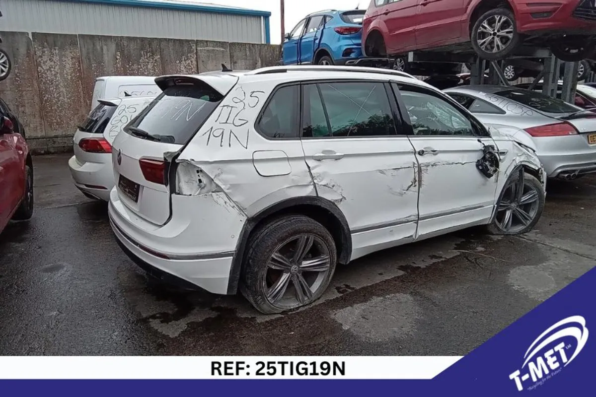 2018 VOLKSWAGEN TIGUAN BREAKING FOR PARTS - Image 4