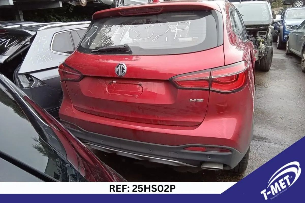 2022 MG HS BREAKING FOR PARTS - Image 3