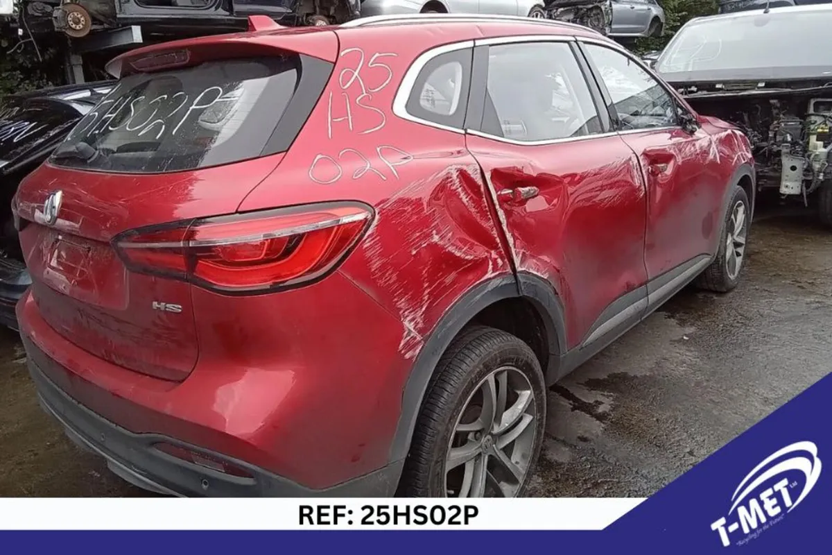 2022 MG HS BREAKING FOR PARTS - Image 2