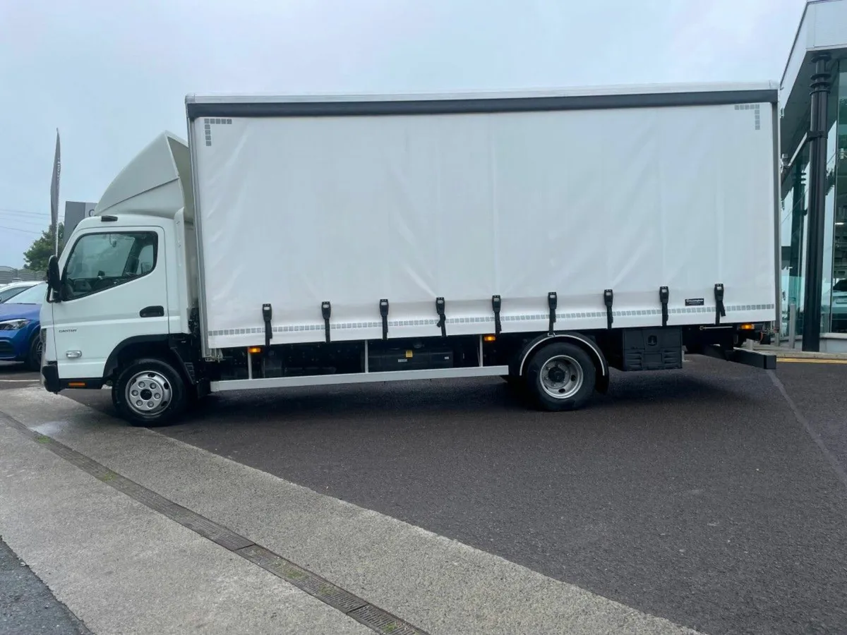 Mitsubishi Canter 7C15 20ft Curtainsider - Image 2