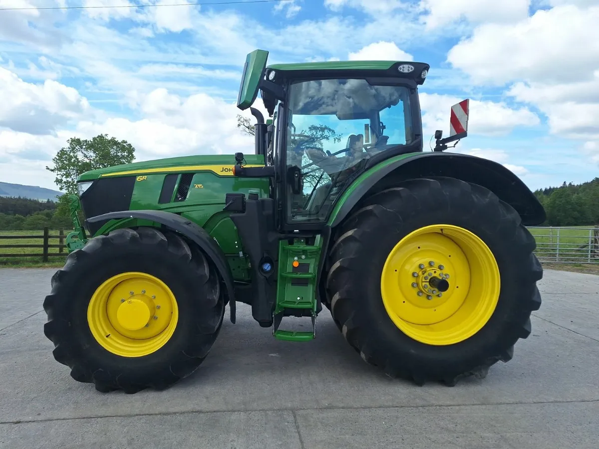 232 JOHN DEERE 6R215 ULTIMATE SPEC - Image 2