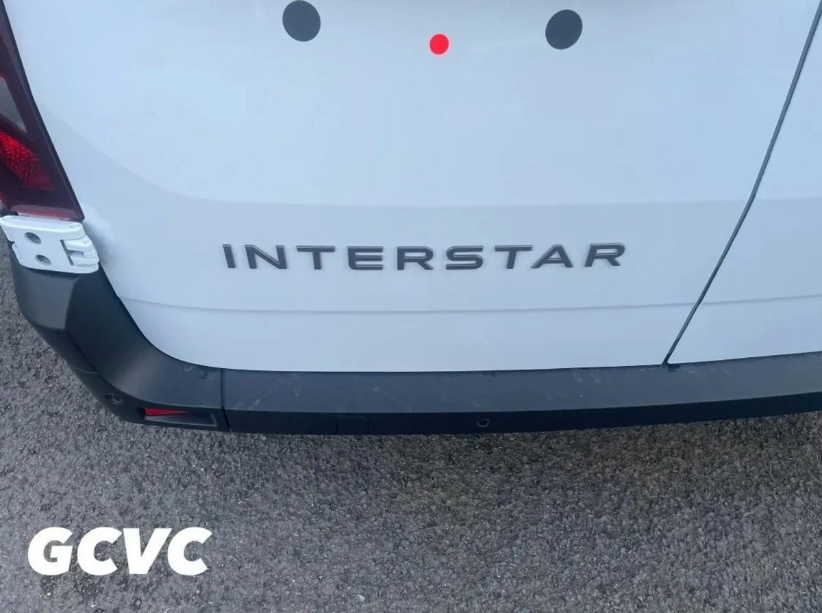 Nissan Primastar L3H2 SV Premium - Image 4
