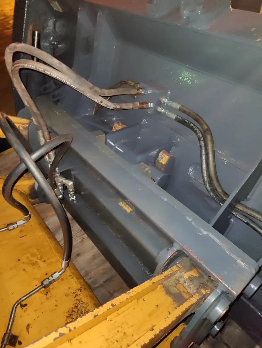 Fermec 860 Hydraulic Quick attach Headstock - Image 4