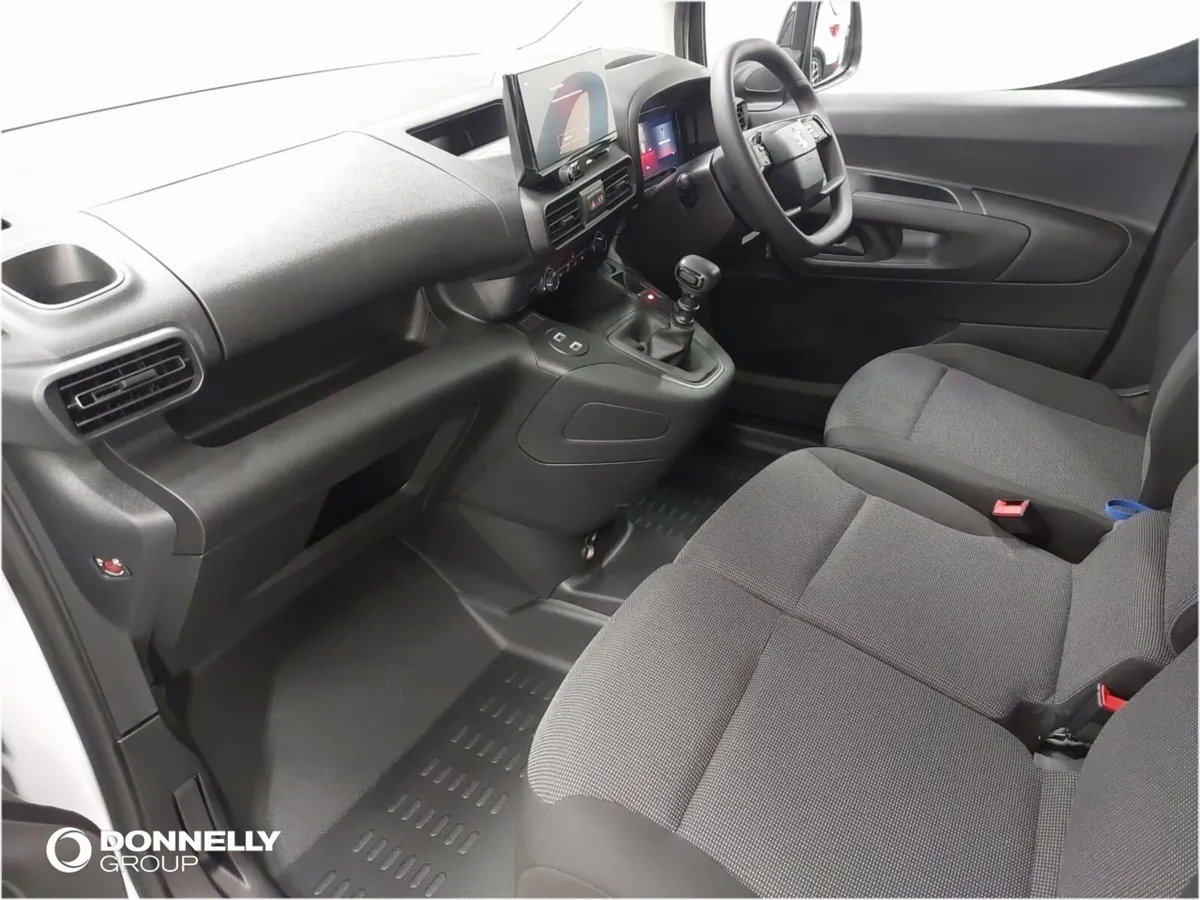 Vauxhall Combo Cargo Diesel Prime plus - Image 4