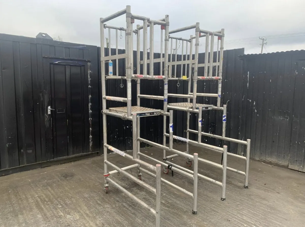 Scaffold Alloy Podiums - Image 1