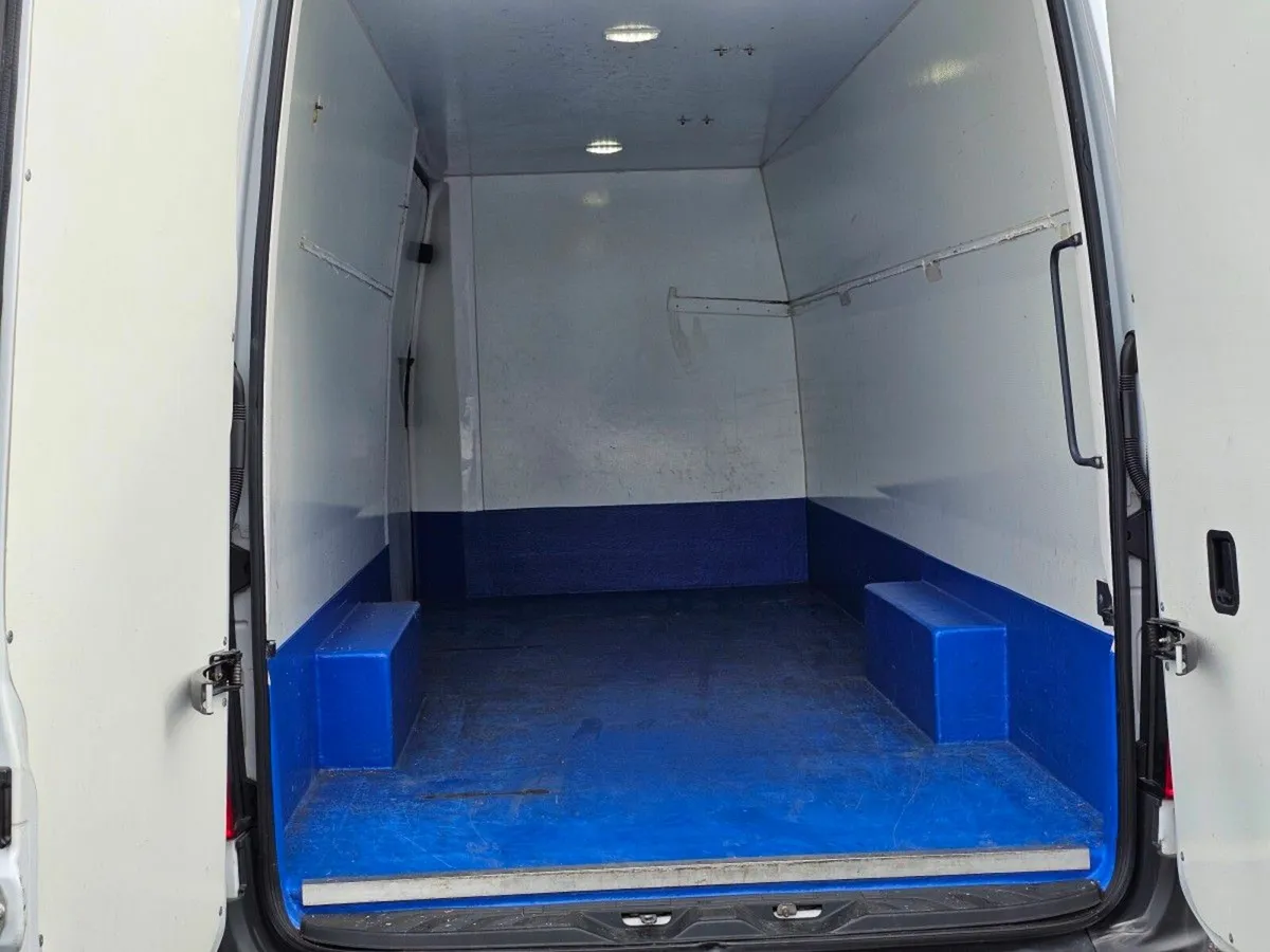 Mercedes-Benz Sprinter 316LWB High Roof Panel Van - Image 4