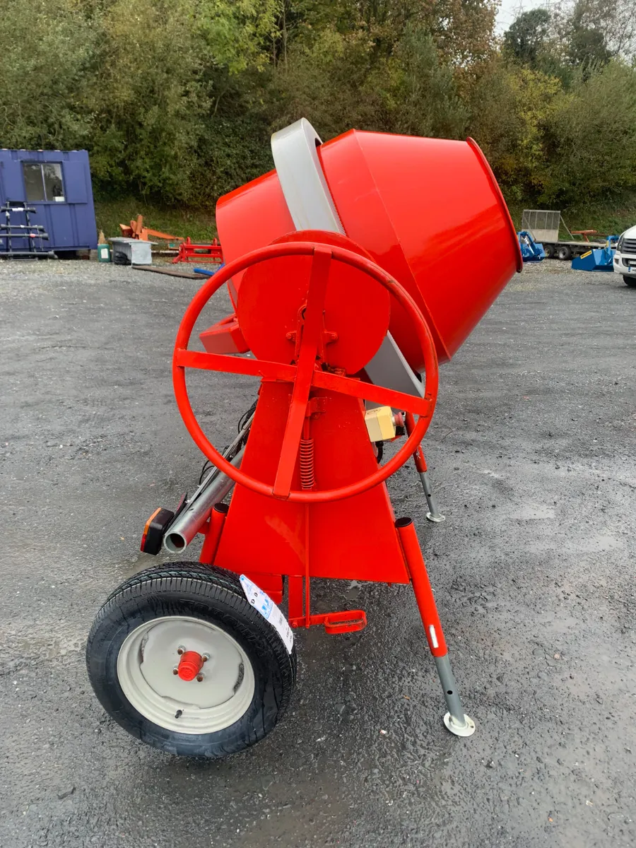 Cement mixer - Image 2
