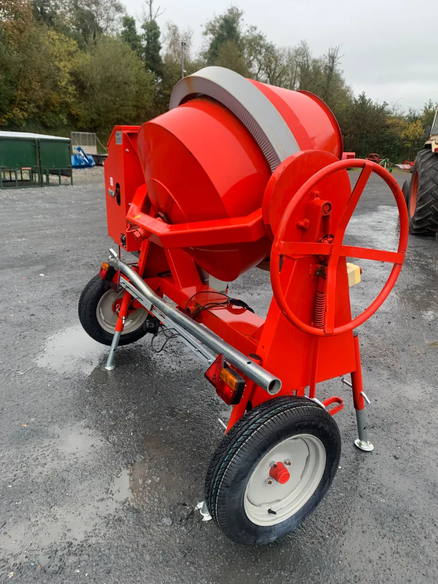 Cement mixer - Image 3