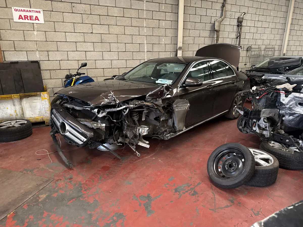 2018 MERCEDES E220 BREAKING