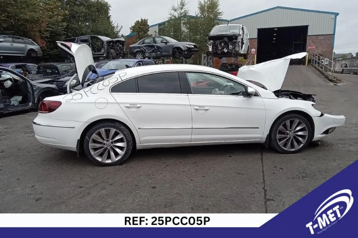 2013 VOLKSWAGEN PASSAT CC BREAKING FOR PARTS - Image 1