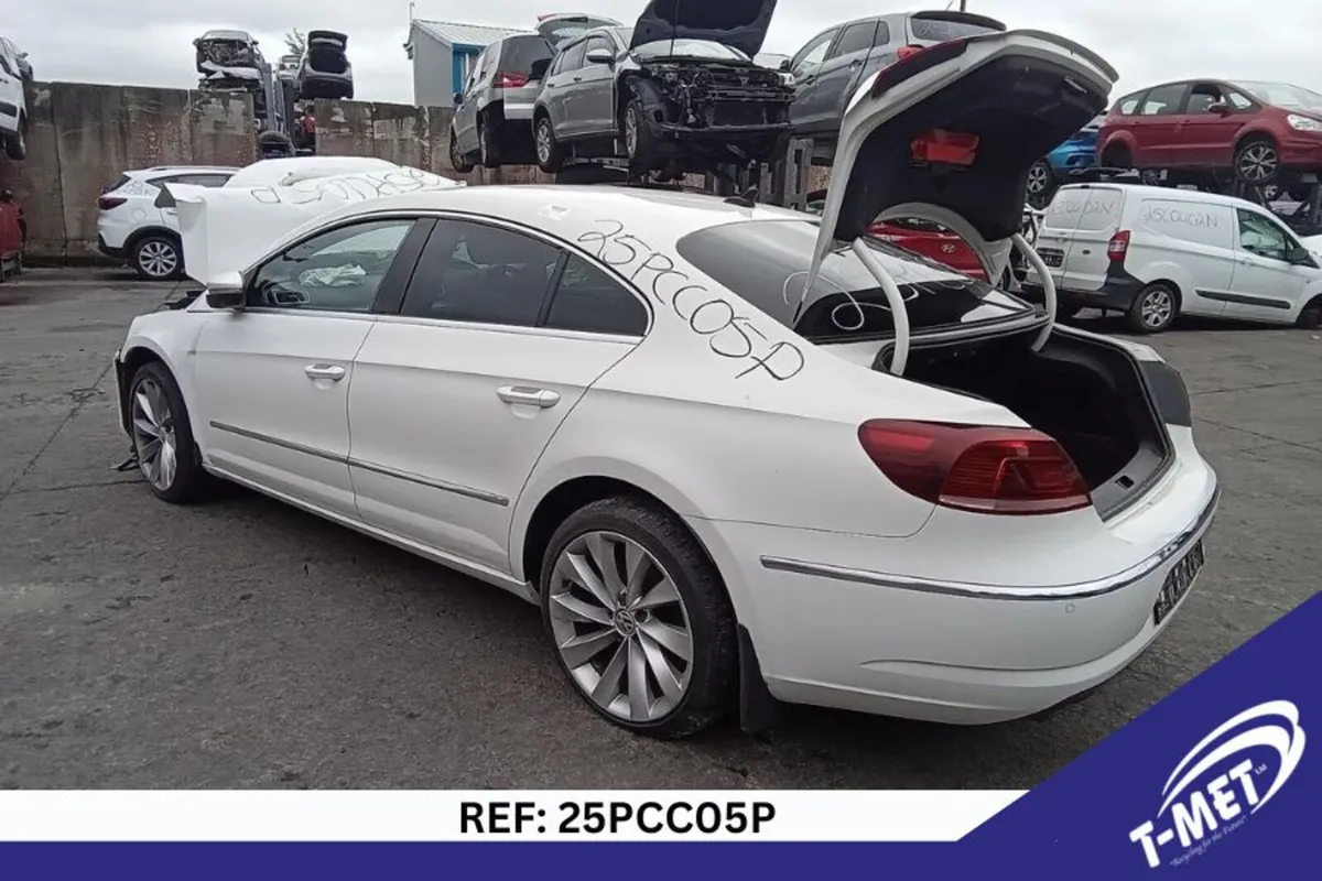 2013 VOLKSWAGEN PASSAT CC BREAKING FOR PARTS - Image 3