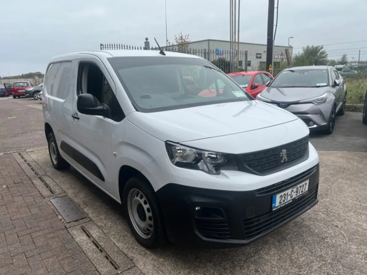 Peugeot Partner Active Plus 1.5 Blue HDI 100 4 - Image 2
