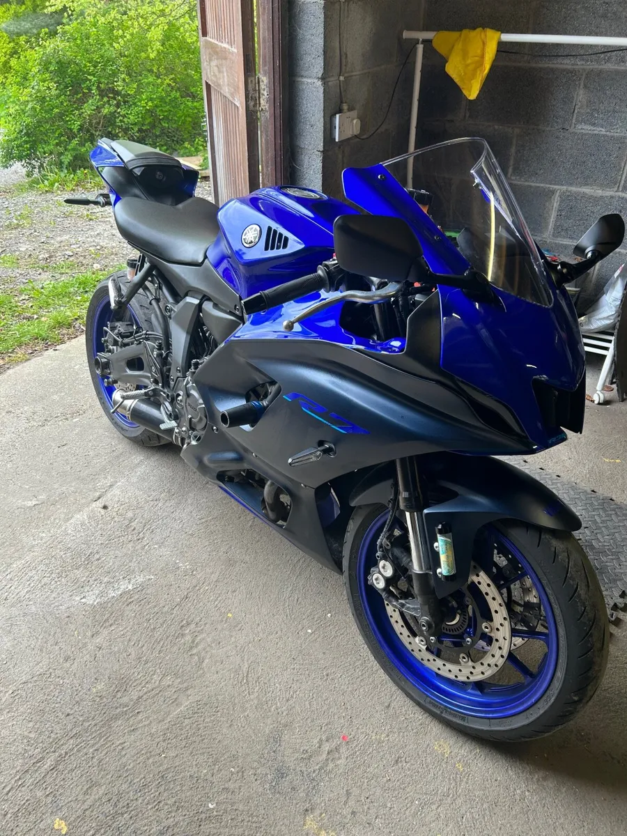 YAMAHA R7 2022 - Image 4
