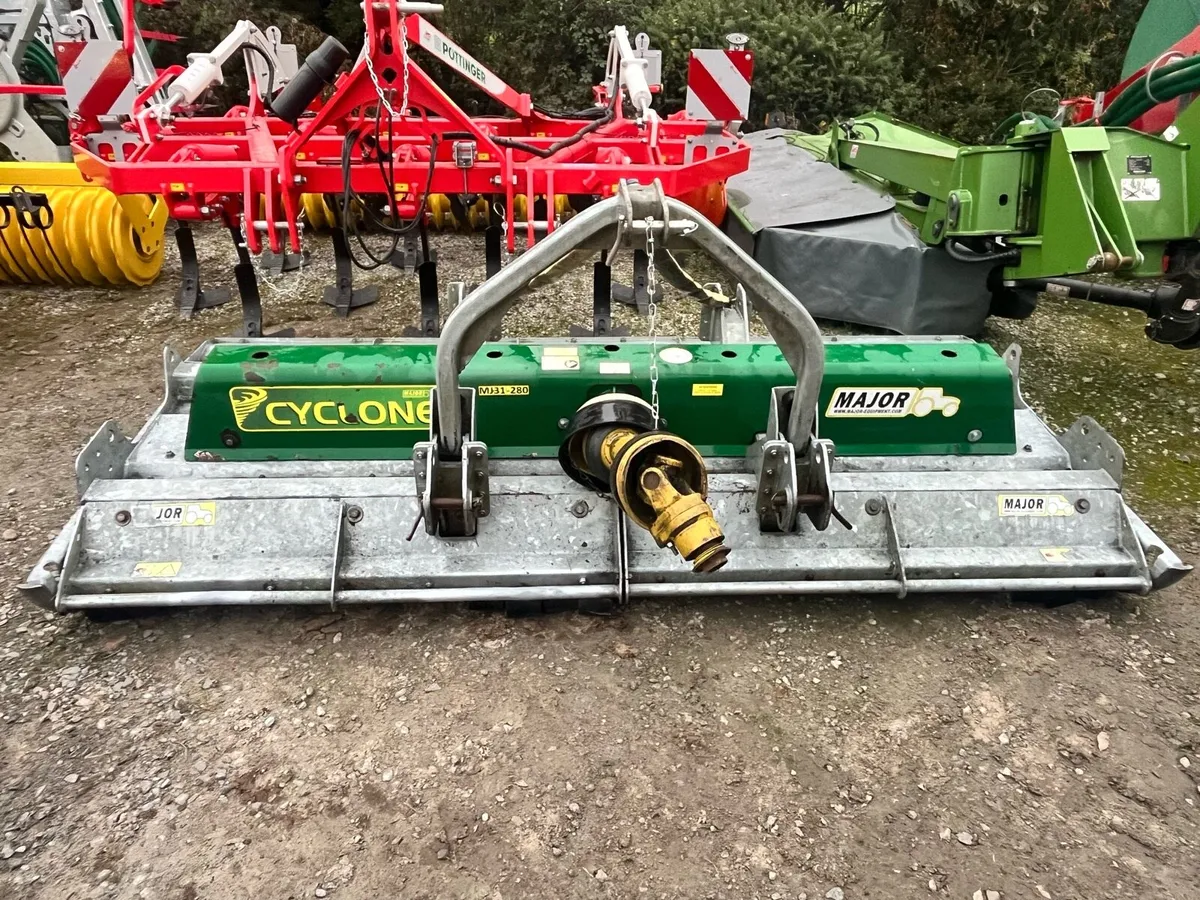 Major Cyclone 280 - Image 3