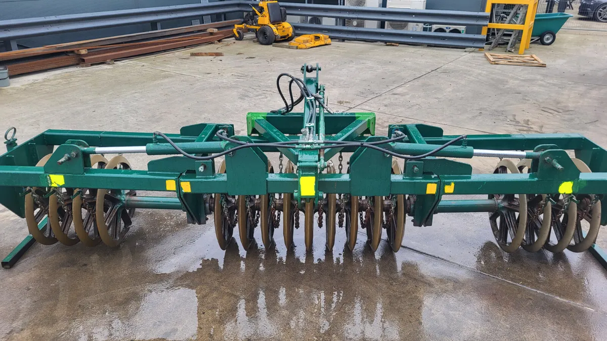 4 Meter Hydraulic Folding Front Press - Image 3