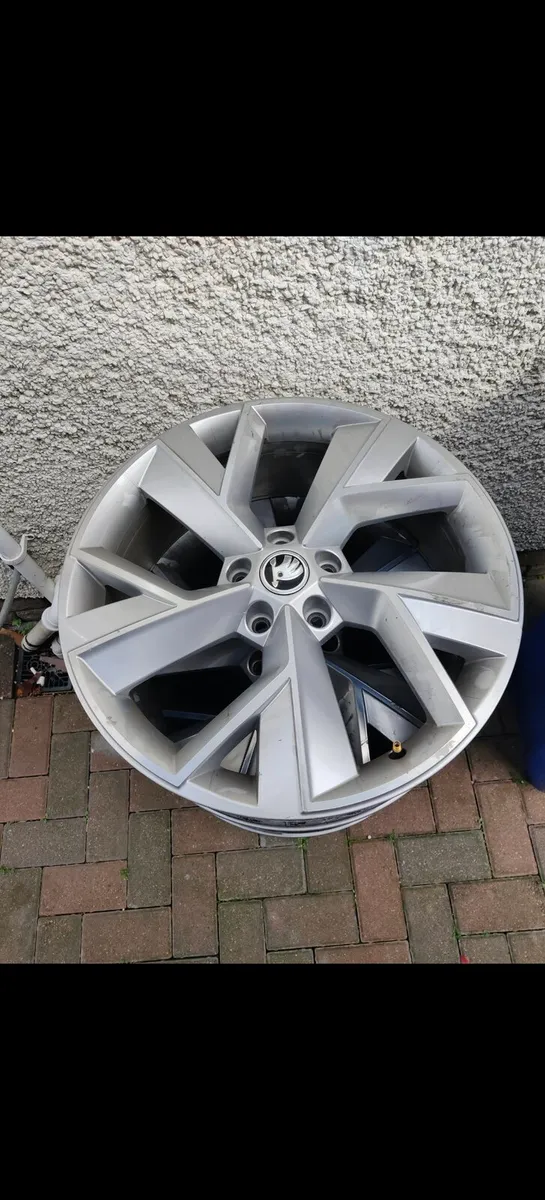 Skoda kodiaq genuine alloy wheels 19"
