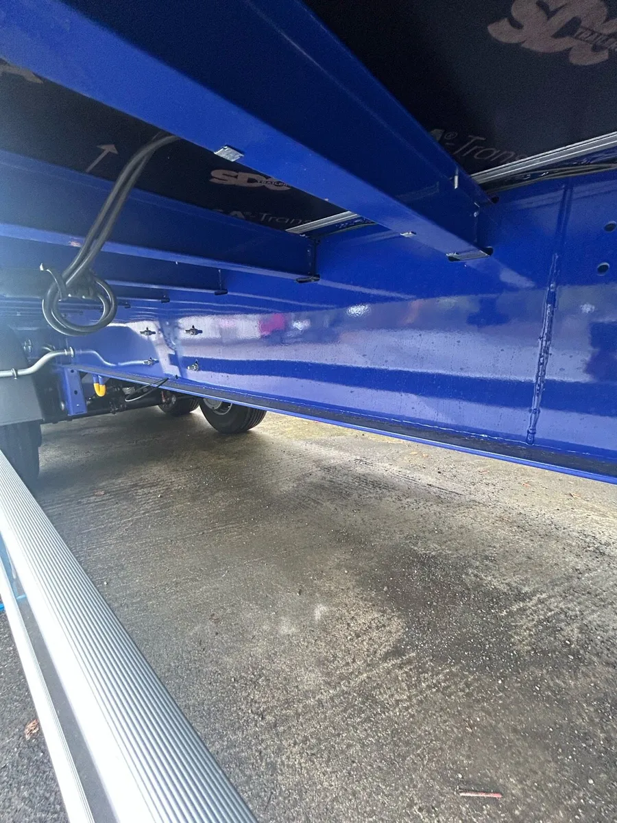 NEW SDC BOX VANS - Image 4