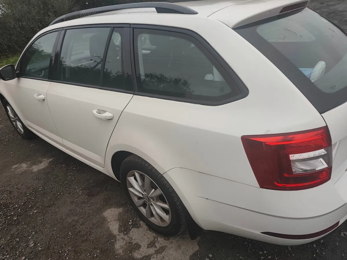 2018; skoda octavia - Image 2