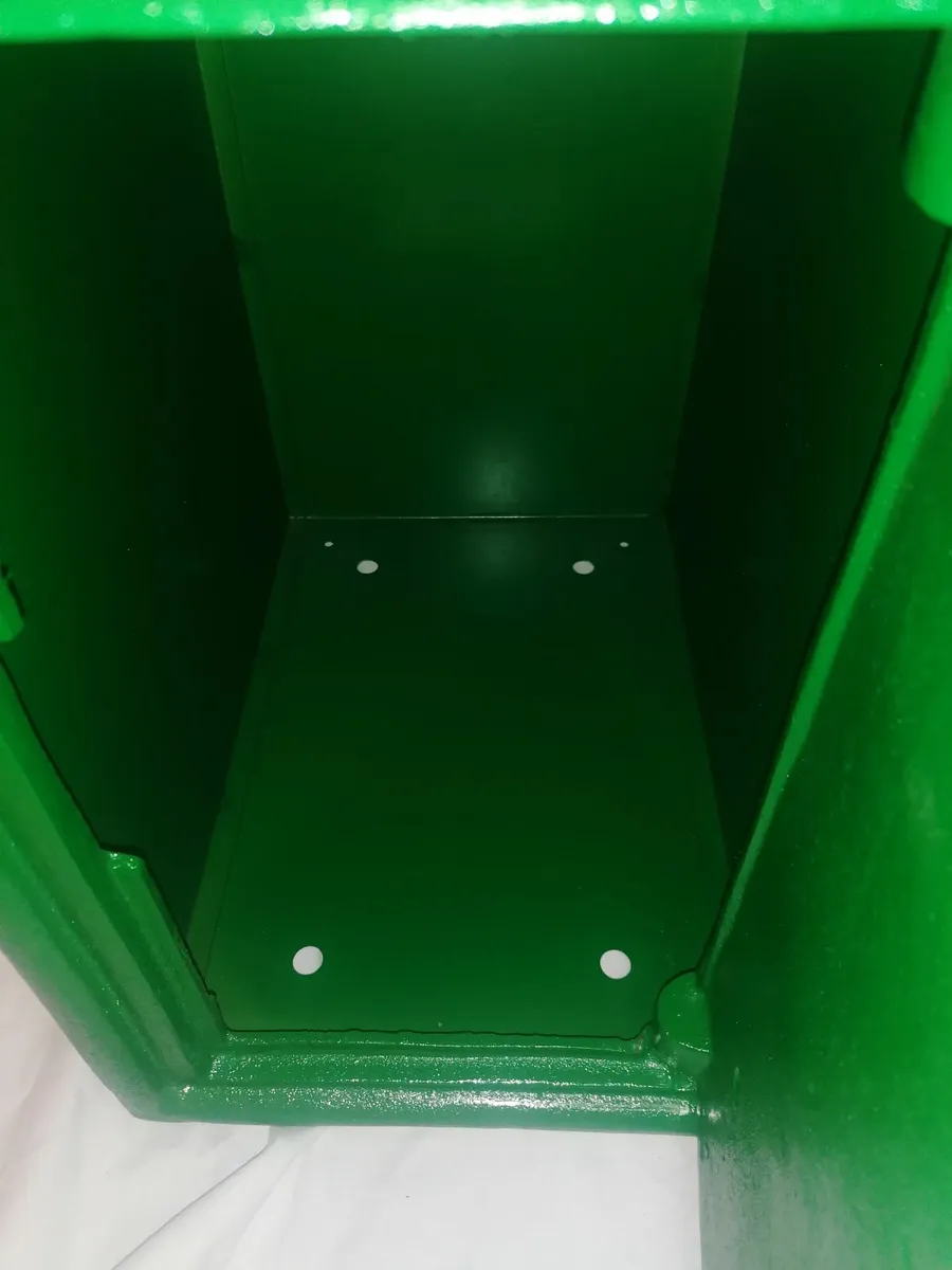 Brand New Irish Style Post Box Sturdy Cast Iron - Image 3