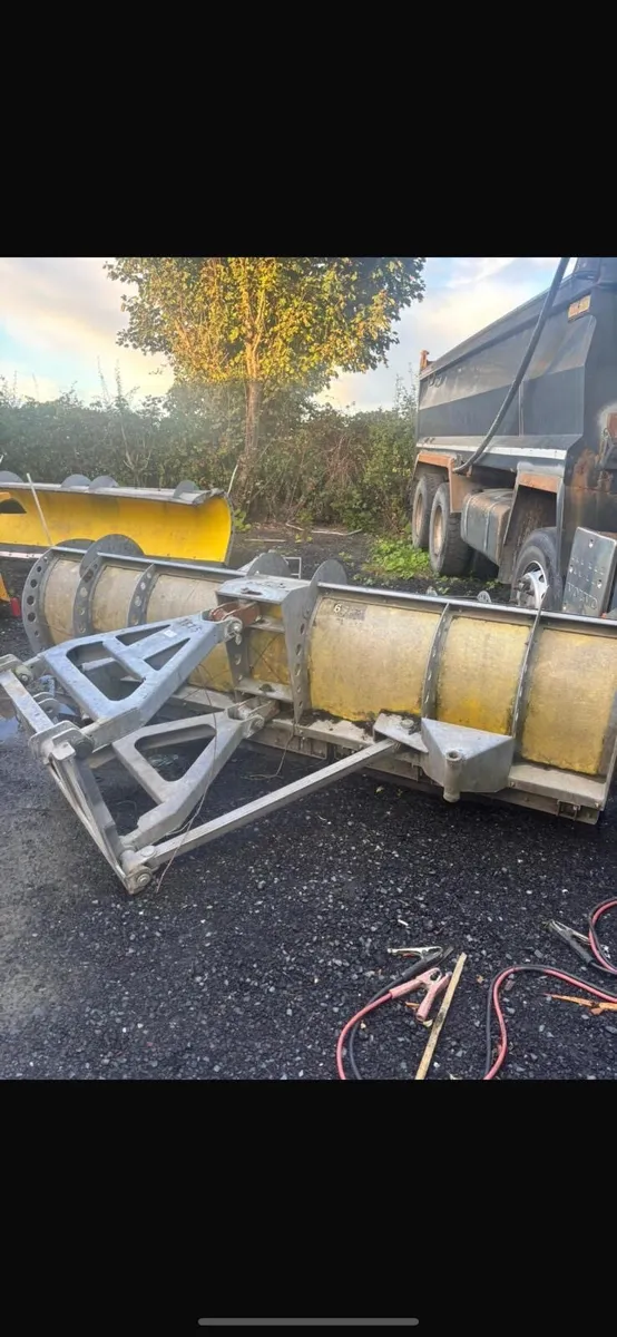 Snow ploughs - Image 4