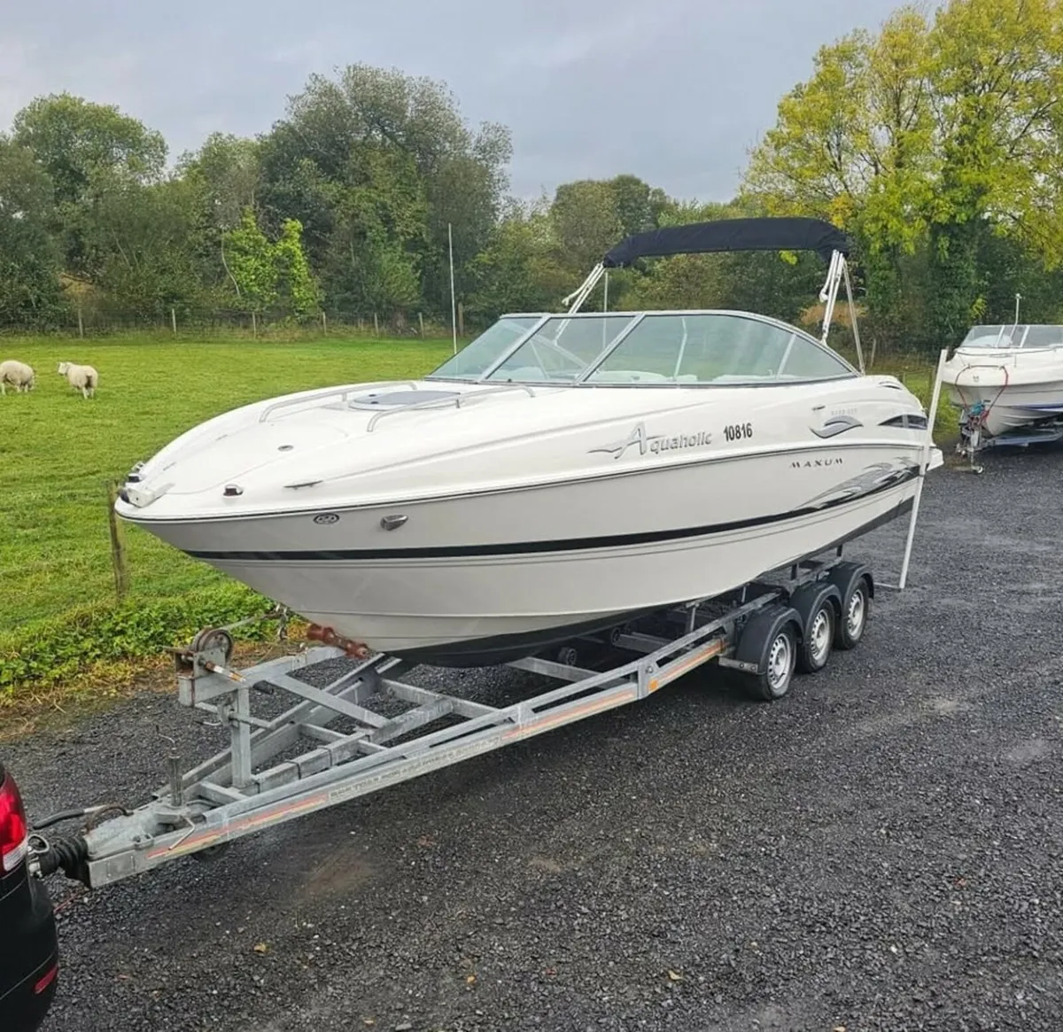 Maxum 2400sc3 sports cuddy cabin speedboat - Image 1