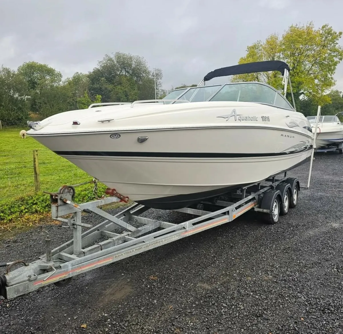 Maxum 2400sc3 sports cuddy cabin speedboat - Image 2