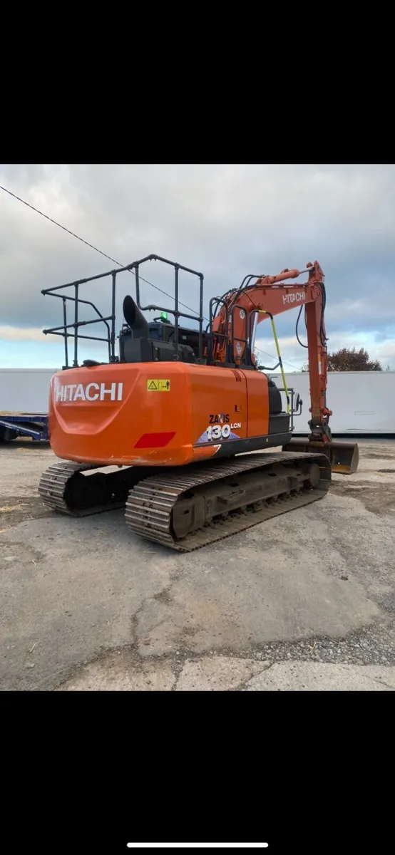 2020 Hitachi 130-6 (original) - Image 3