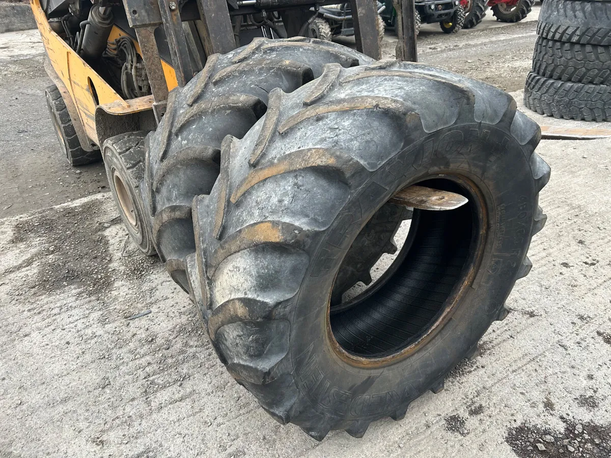 480/65 R24 Tyres - Image 2