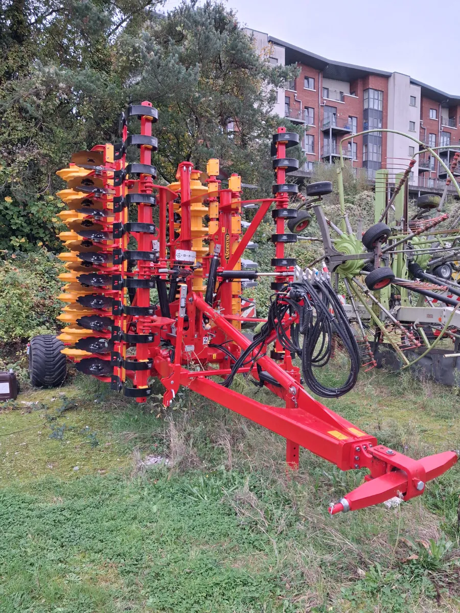 Vaderstad Carrier - Image 1